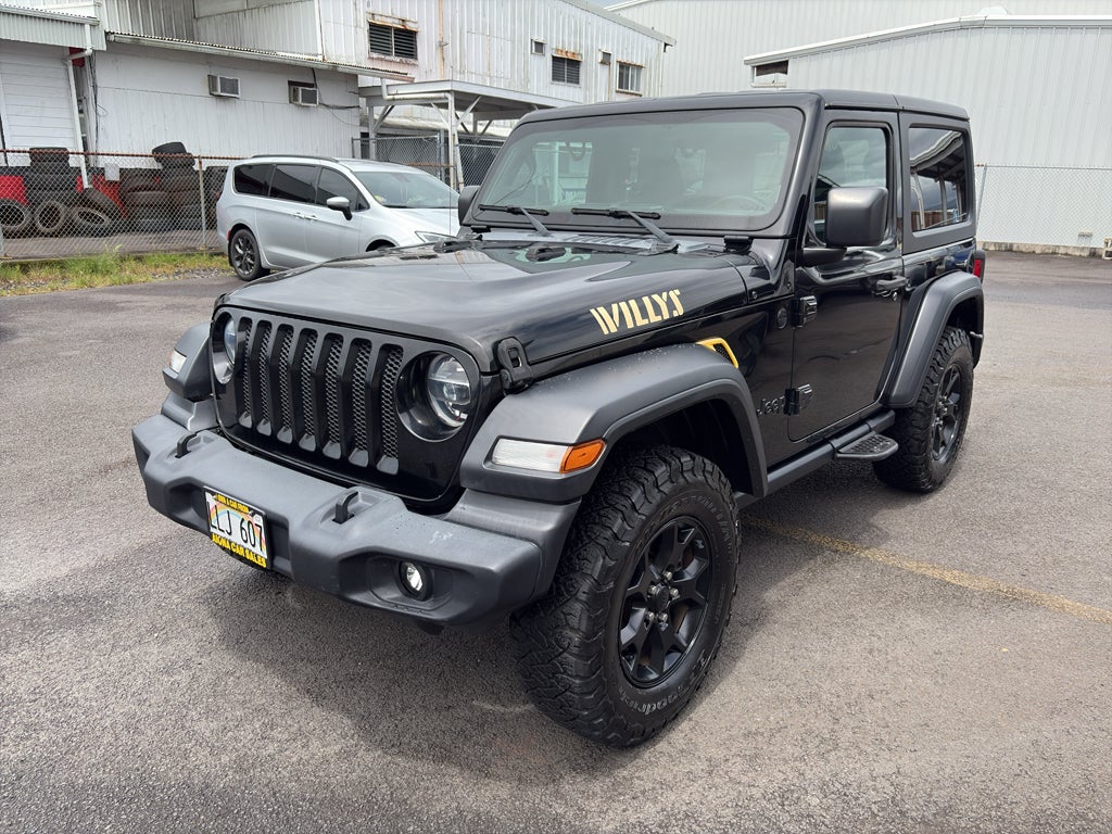 2020 Jeep Wrangler Willys in Black Clearcoat — front three-quarter view