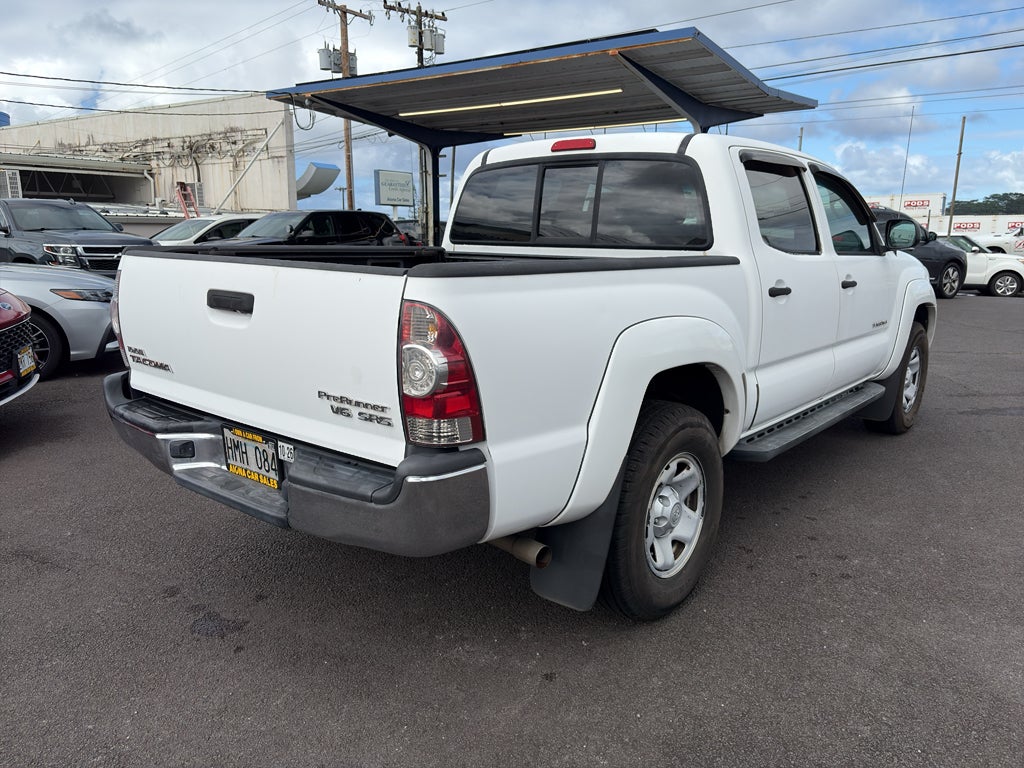 2011 Toyota Tacoma — detail view